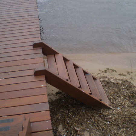 Escalera de Curupay & Deck de Lapacho